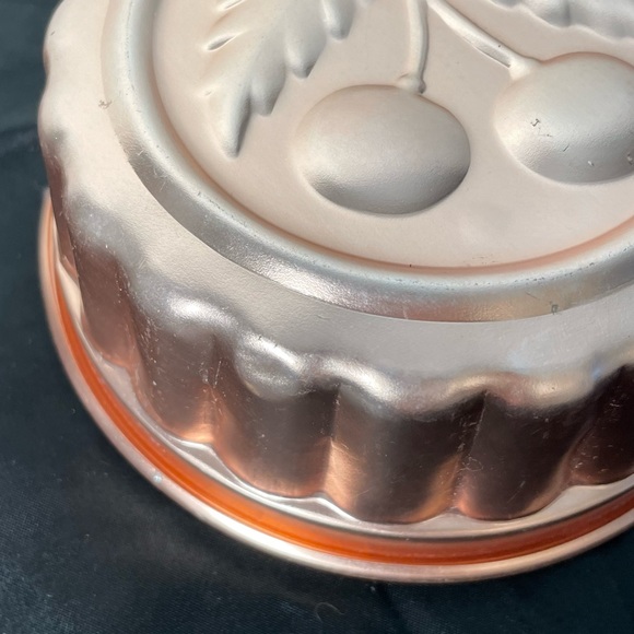 2 for $10 Vtg Copper Cherry Mold - Picture 3 of 12
